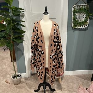 Leopard print, oversized Cardigan in 2x.